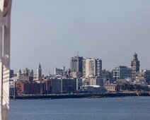 Montevideo 06/09/2018 - En plein milieu de la photo l'hotel Radisson dans lequel nous avons logé en 2015 pour la virée moto des Gringos. So strange to see the Hotel...