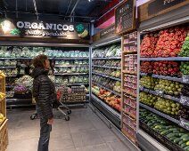 rayons bio - miam 07/09/2018 - On a trouvé l'endroit idéal pour faire le plein d'aliments bio, lesquels nous ont quand même manqué sur le bateau. Me in Organic heaven in after 5...
